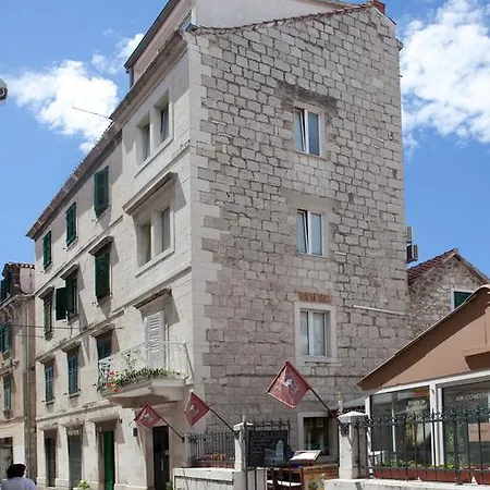 Casa Matosica سبليت